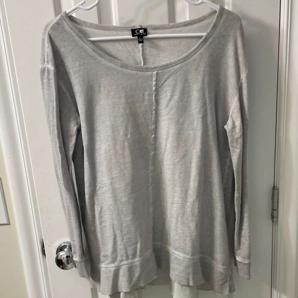 Cable & Gauge Light Gray Long Sleeve Top